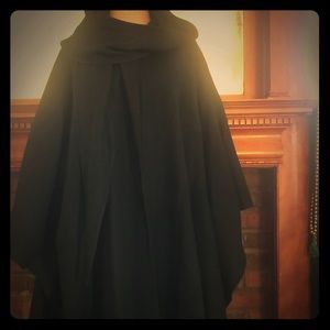 Saks fifth avenue black wool cape